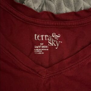 Terra&Sky Long sleeve shirt.